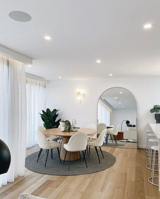 Round Rugs Vs. Rectangular Rugs: Which One is Right for Your Space?