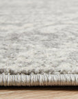 Gwyneth Transitional Silver Round Rug