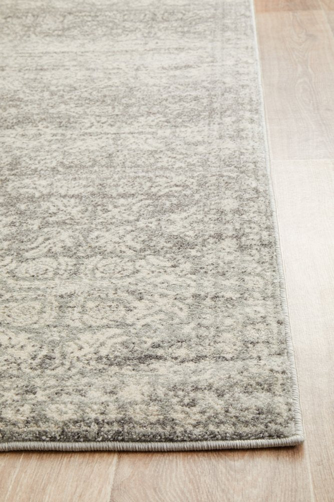 Gwyneth Transitional Silver Rug