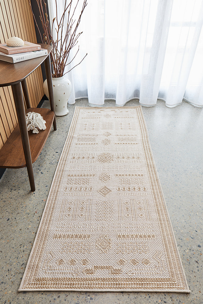 Rug Culture Patio Ziggy Natural Runner Rug styled