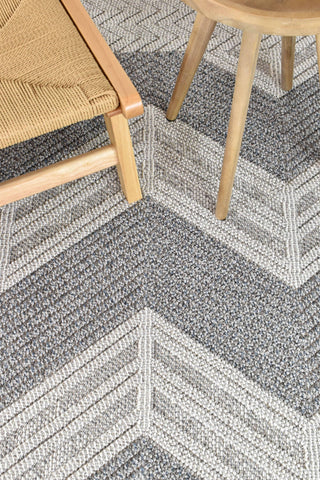 Austex RUGS Colorado Chevron Outdoor Rug