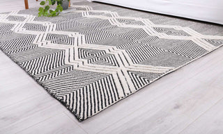 Brand Ventures RUGS Himadri Lattice Black & White Contemporary Wool Blend Rug