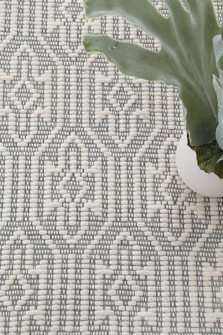 Brand Ventures RUGS Mariana Geometric Light Grey Wool Rug