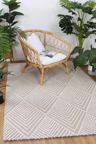 Brand Ventures RUGS Onika Beige Geometric Flatweave Rug