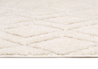 Loopsie Kotor Ivory Diamond Rug Side Close Up