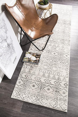 Rug Culture RUGS Ismail White Grey Tribal Diamond Runner