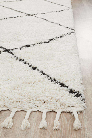 Rug Culture RUGS Kiyan White Fringed Rug