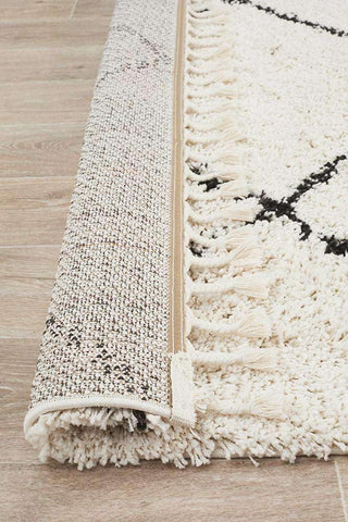 Rug Culture RUGS Kiyan White Fringed Runner Rug