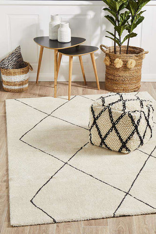 Rug Culture RUGS Manhattan Diamond Rug - Ivory