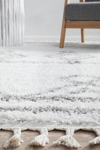 RUG CULTURE RUGS Temara White Moroccan Shag Rug